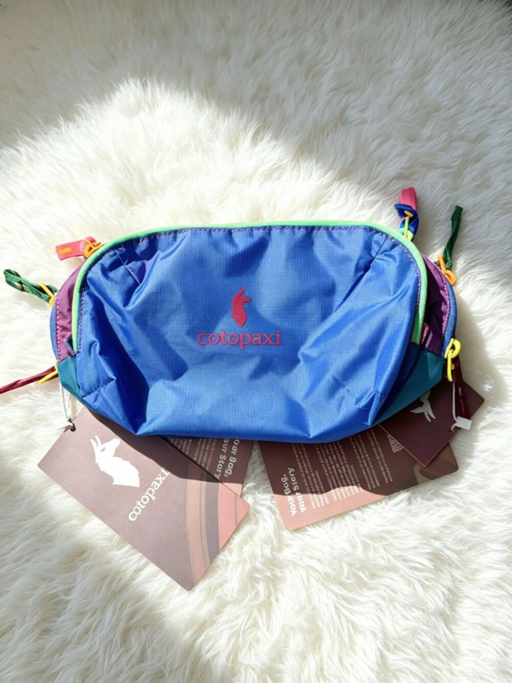Cotopaxi NWT Colorful Cosmetic Bag Travel Organizer Zip Pouch Makeup Case Unisex